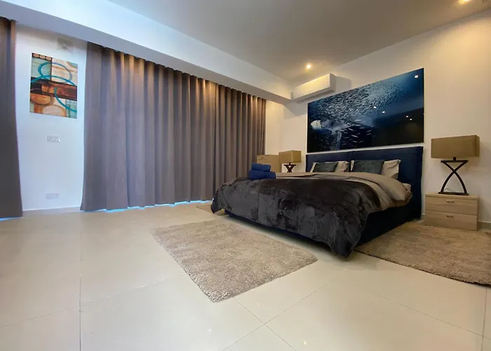 Duplex Penthouse * St Paul's Bay